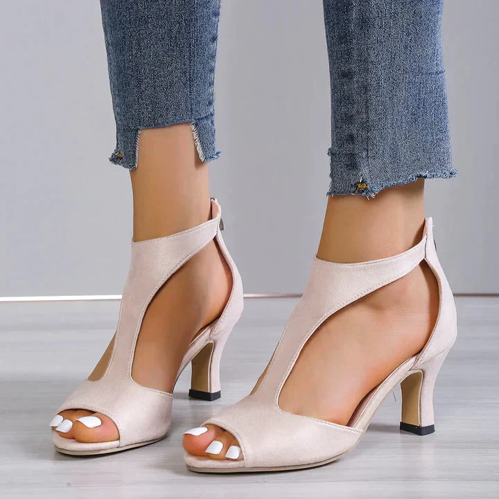 Carlisle | Orthopaedic Heeled Shoes