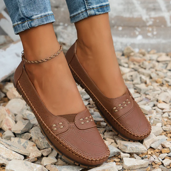 Gerdien | Flat Orthopaedic Shoes