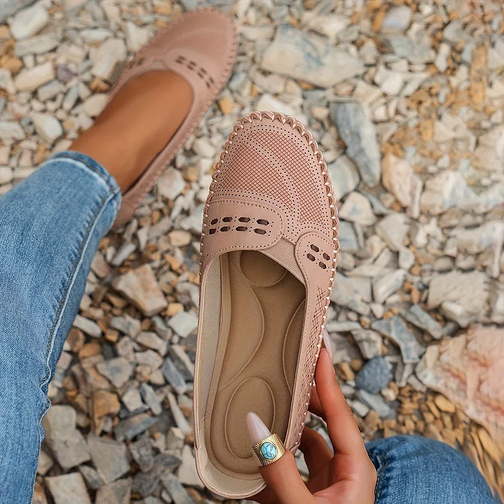 Gerdien | Flat Orthopaedic Shoes