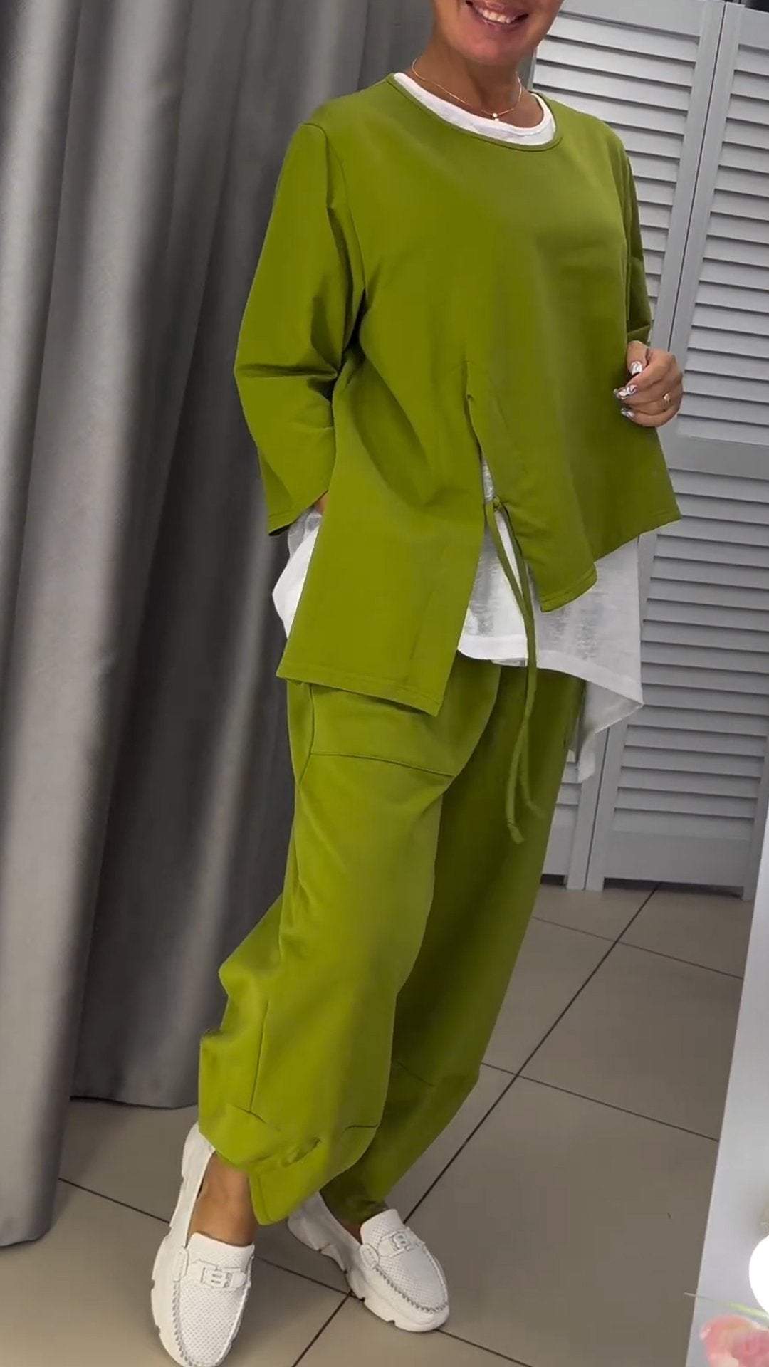 Novalie | Round Neck Top and Trousers Set